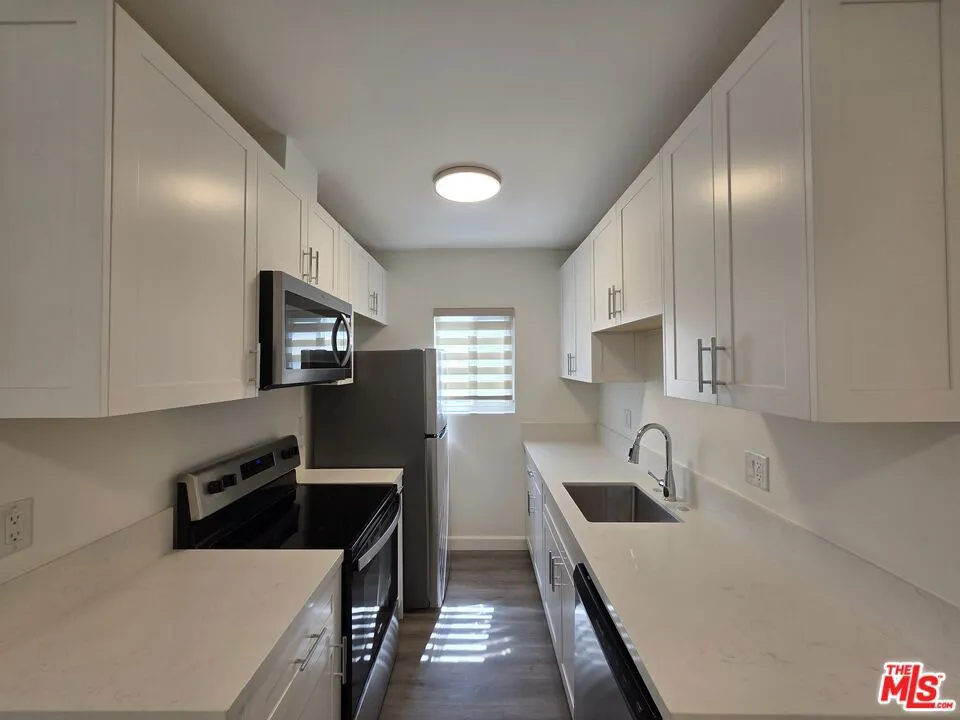1625 Franklin Street #D Santa Monica, CA 90404