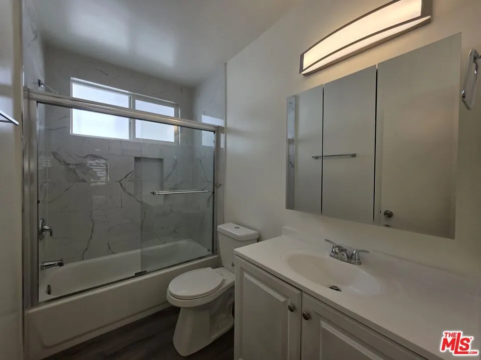 1625 Franklin Street #D Santa Monica, CA 90404