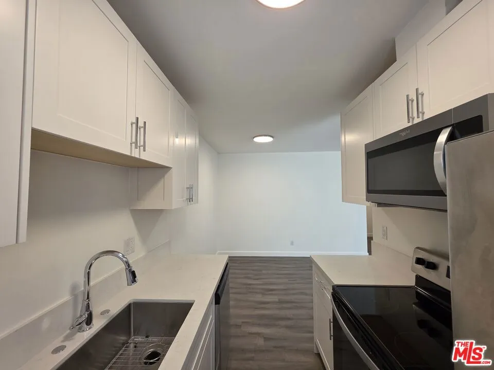 1625 Franklin Street #D Santa Monica, CA 90404