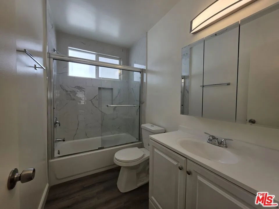 1625 Franklin Street #D Santa Monica, CA 90404