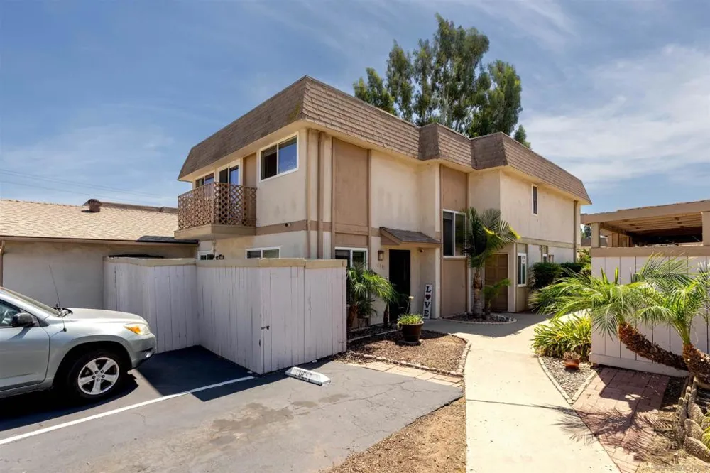 10331 Santana Ranch Drive Santee, CA 92071