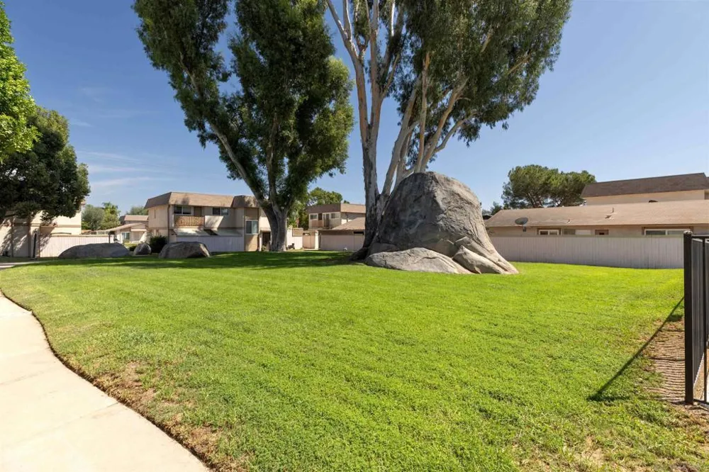 10331 Santana Ranch Drive Santee, CA 92071