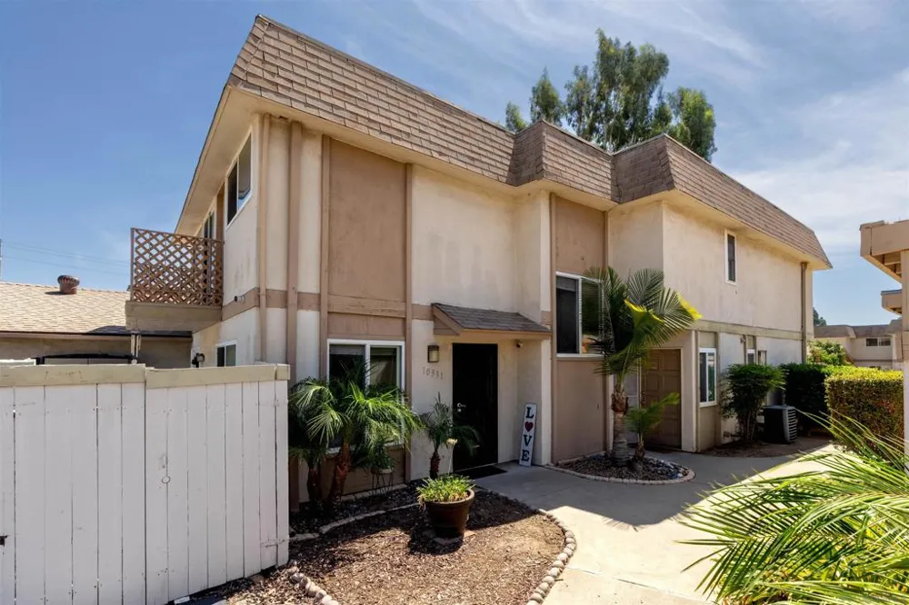 10331 Santana Ranch Drive Santee, CA 92071