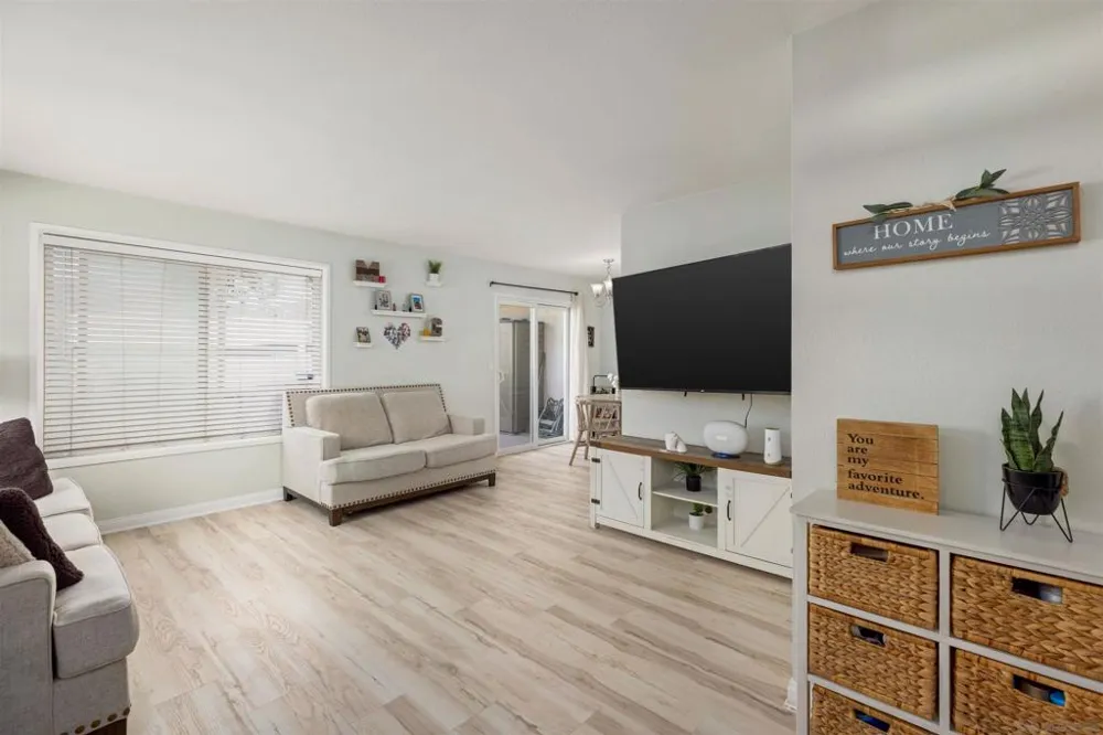 10331 Santana Ranch Drive Santee, CA 92071