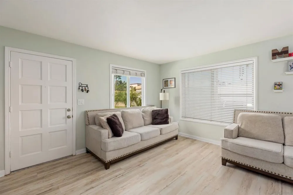 10331 Santana Ranch Drive Santee, CA 92071