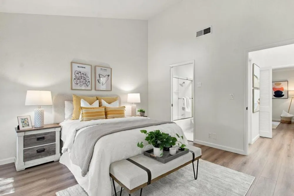 19111 Vineyard Saratoga, CA 95070