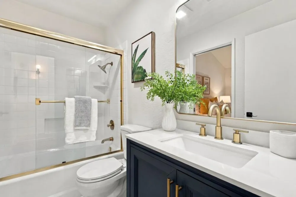 19111 Vineyard Saratoga, CA 95070
