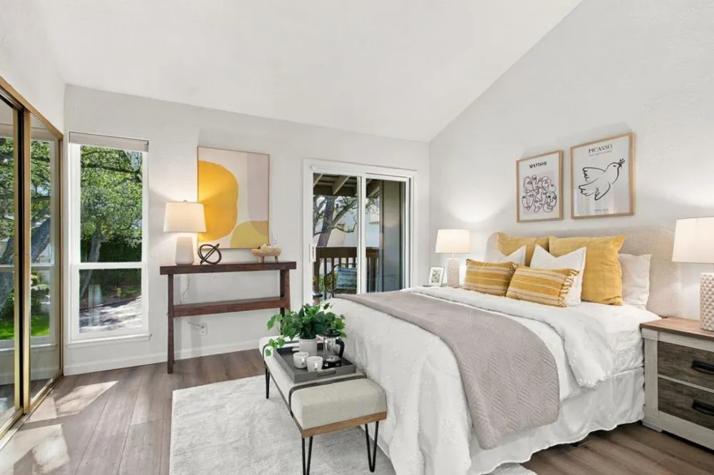 19111 Vineyard Saratoga, CA 95070