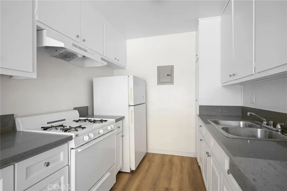 1422 Curson Avenue #3 Los Angeles, CA 90046