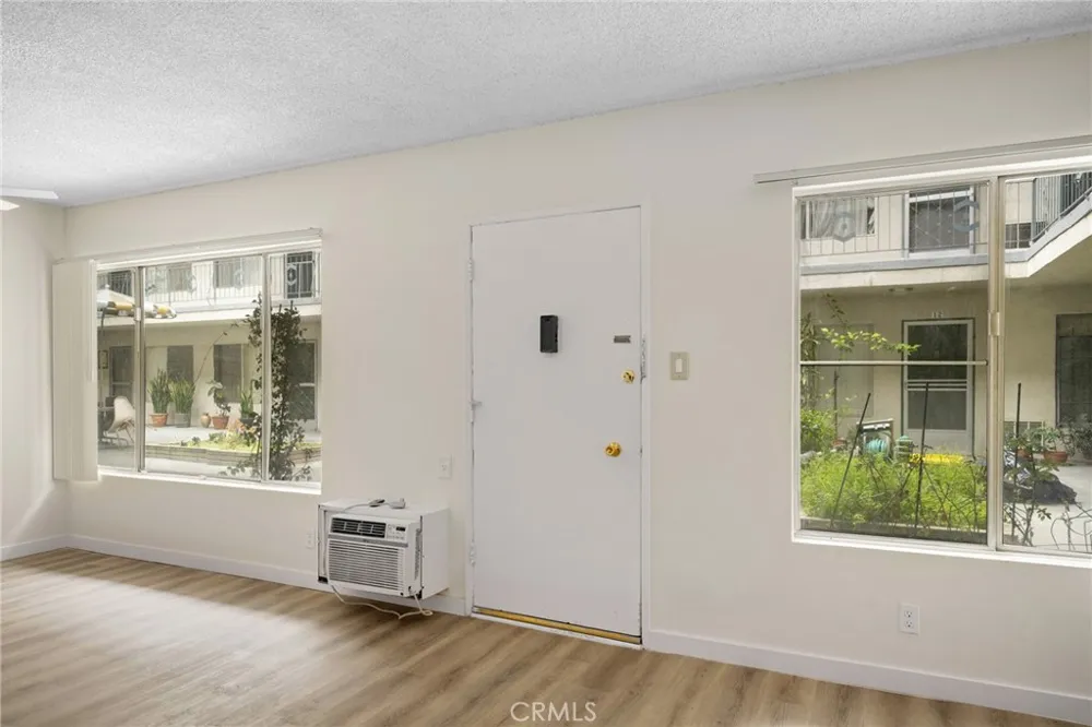 1422 Curson Avenue #3 Los Angeles, CA 90046