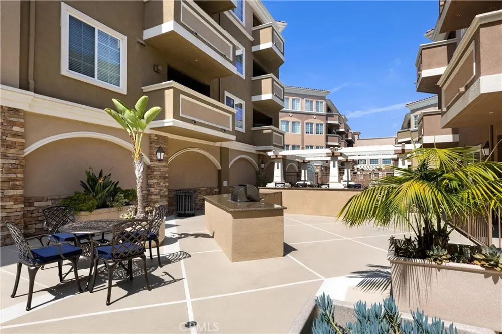 2750 Artesia #334 Redondo Beach, CA 90278