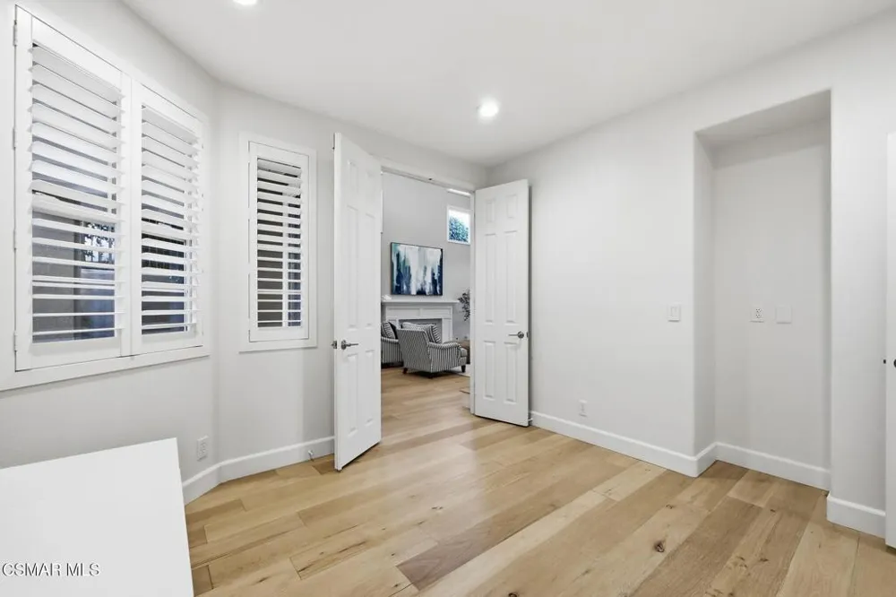 3358 Crossland Street Thousand Oaks, CA 91362