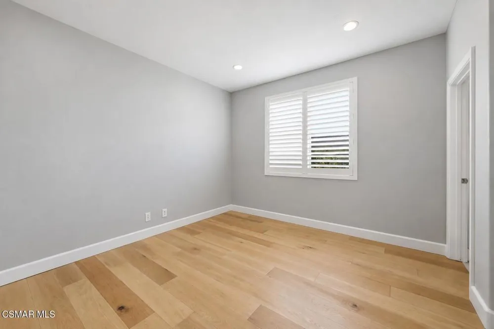 3358 Crossland Street Thousand Oaks, CA 91362