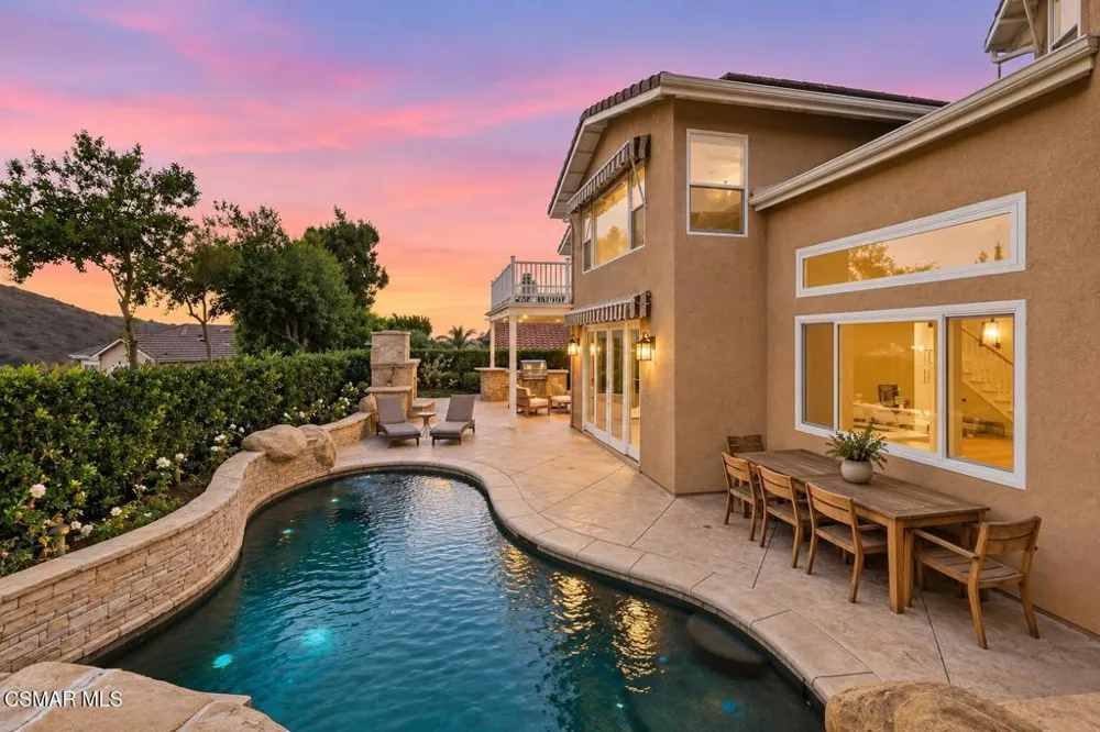3358 Crossland Street Thousand Oaks, CA 91362