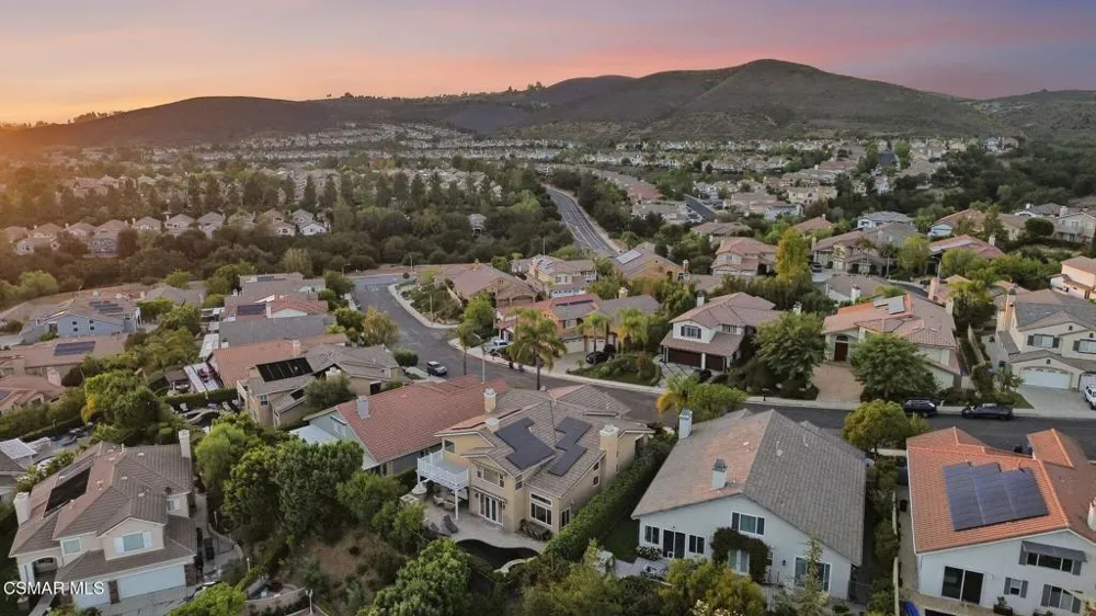 3358 Crossland Street Thousand Oaks, CA 91362