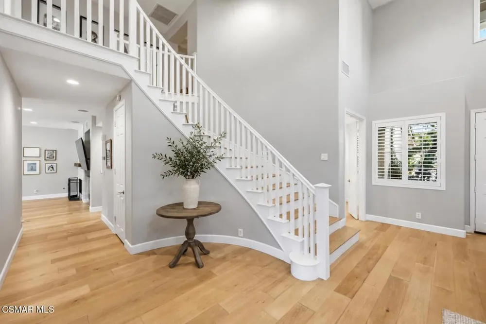 3358 Crossland Street Thousand Oaks, CA 91362