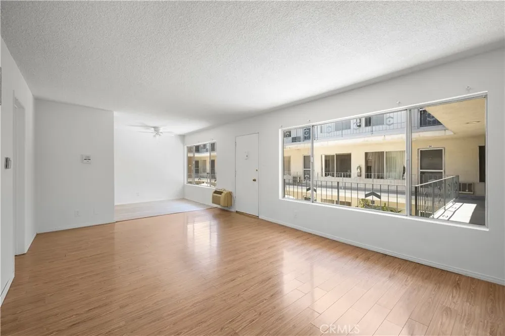 1422 Curson Avenue #1 Los Angeles, CA 90046