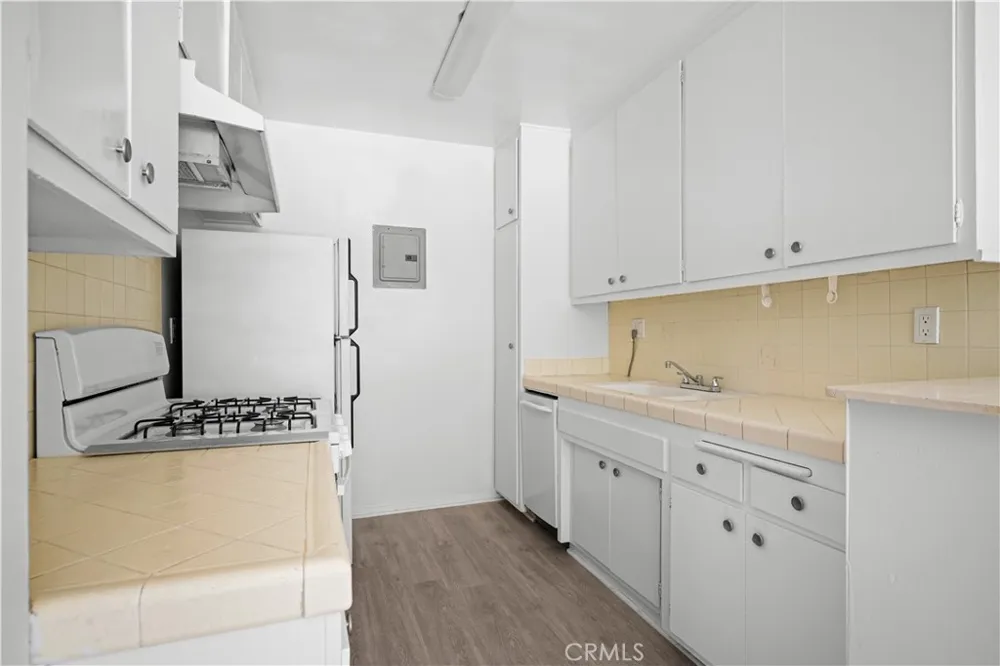 1422 Curson Avenue #1 Los Angeles, CA 90046