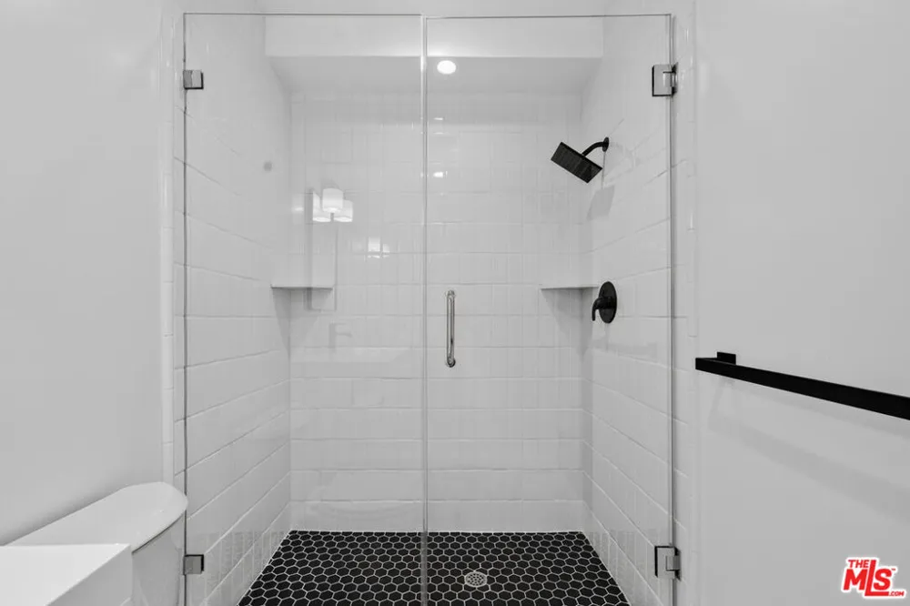 8704 Santa Monica Boulevard #PH3 West Hollywood, CA 90069