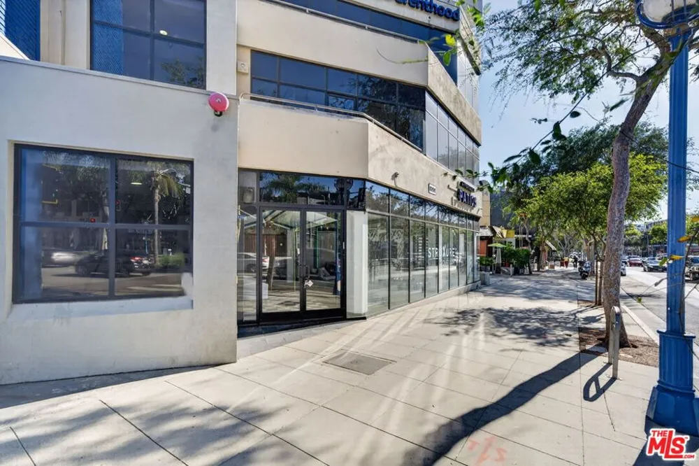 8704 Santa Monica Boulevard #PH3 West Hollywood, CA 90069