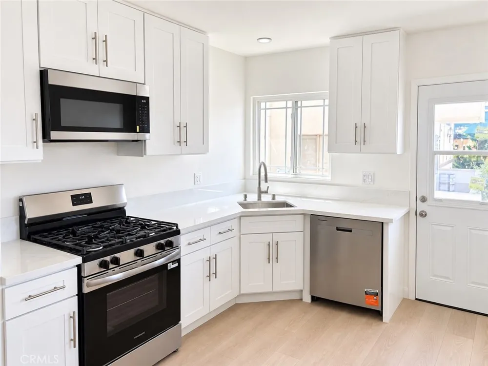 238 E Valencia Avenue E #A Burbank, CA 91502