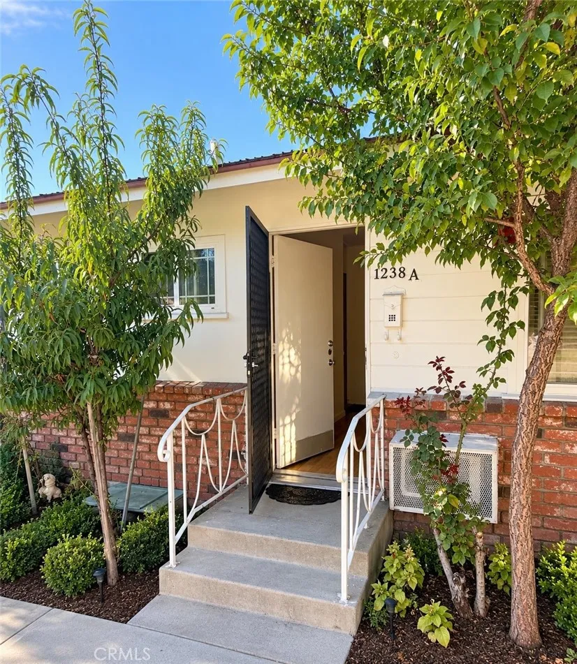 238 E Valencia Avenue E #A Burbank, CA 91502