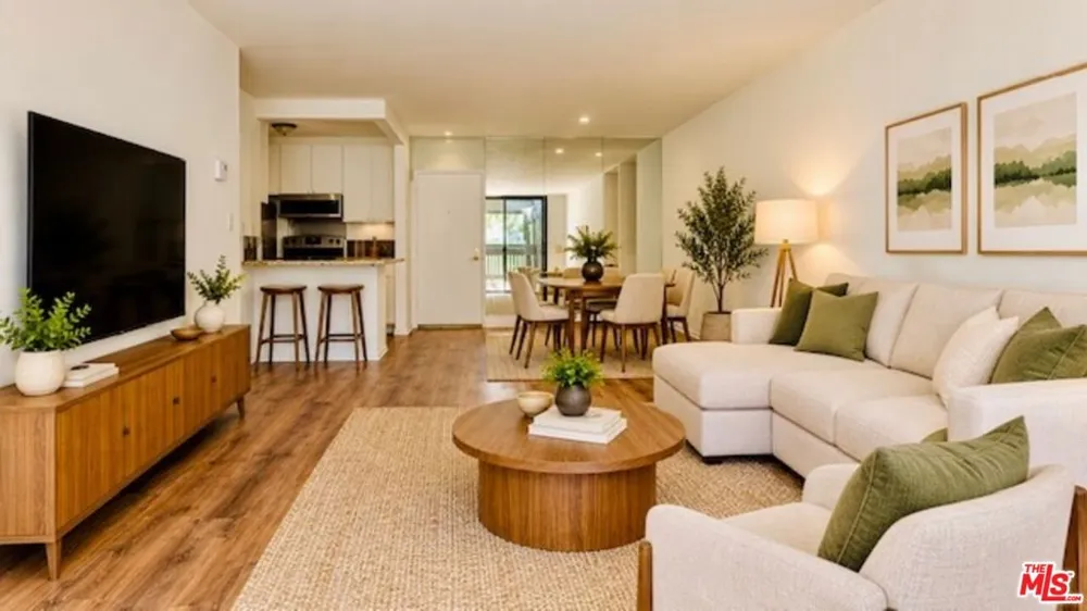 7742 Redlands Street #D3043 Los Angeles, CA 90293