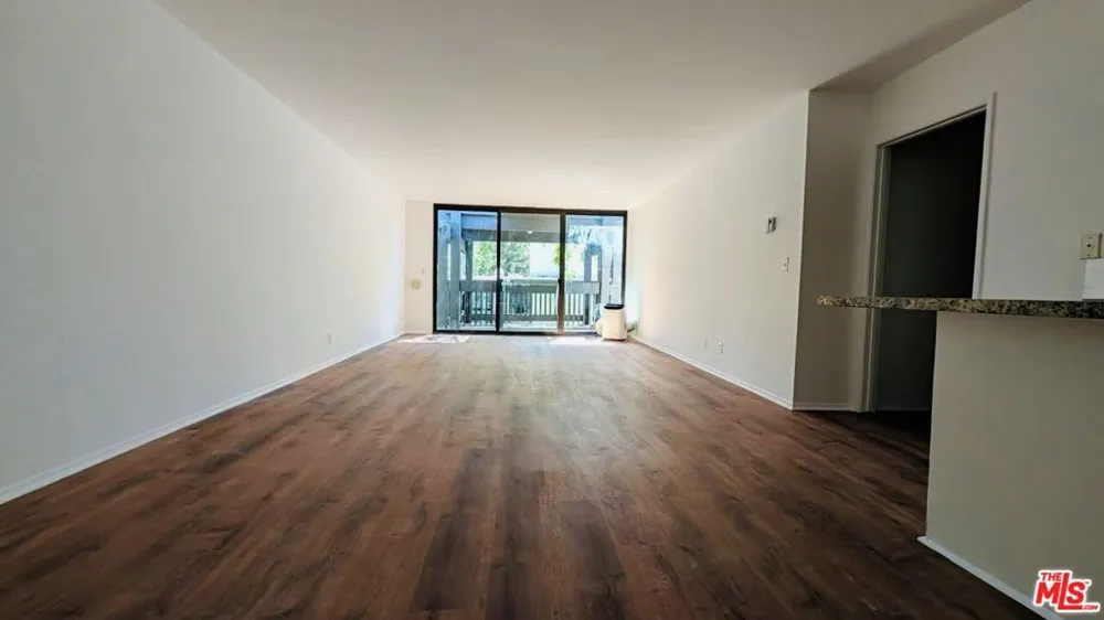 7742 Redlands Street #D3043 Los Angeles, CA 90293