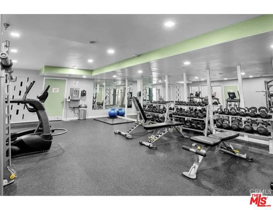 7742 Redlands Street #D3043 Los Angeles, CA 90293