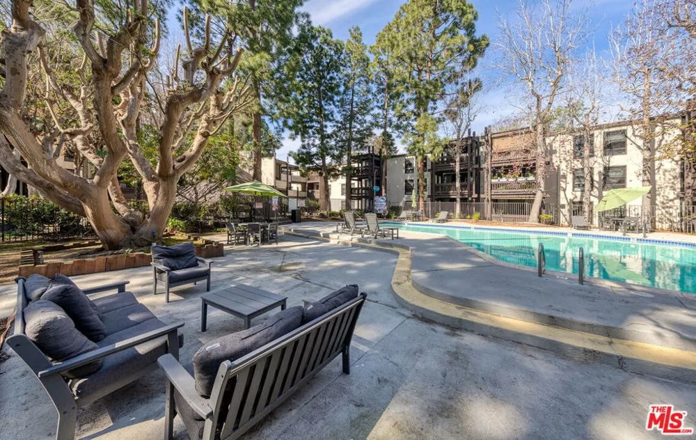 7742 Redlands Street #D3043 Los Angeles, CA 90293