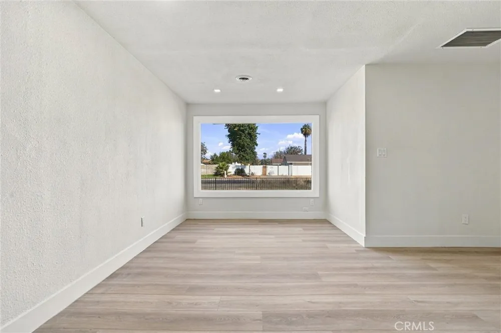 4413 Monitor Bakersfield, CA 93307
