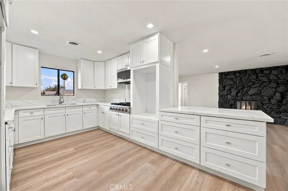4413 Monitor Bakersfield, CA 93307