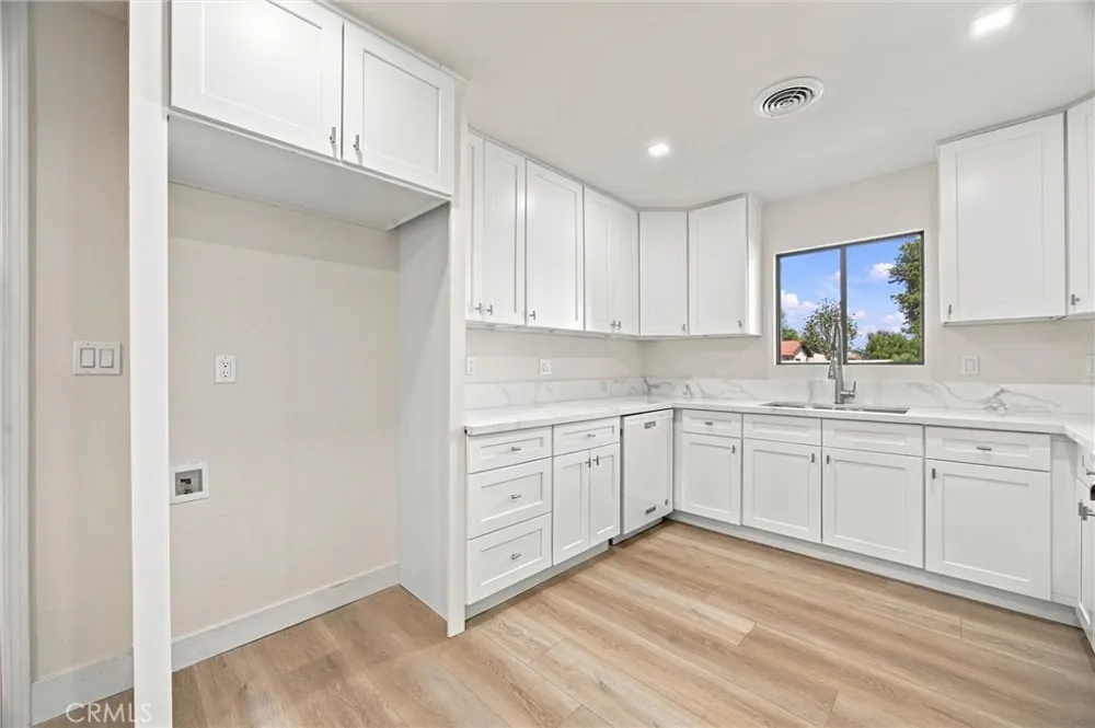 4413 Monitor Bakersfield, CA 93307