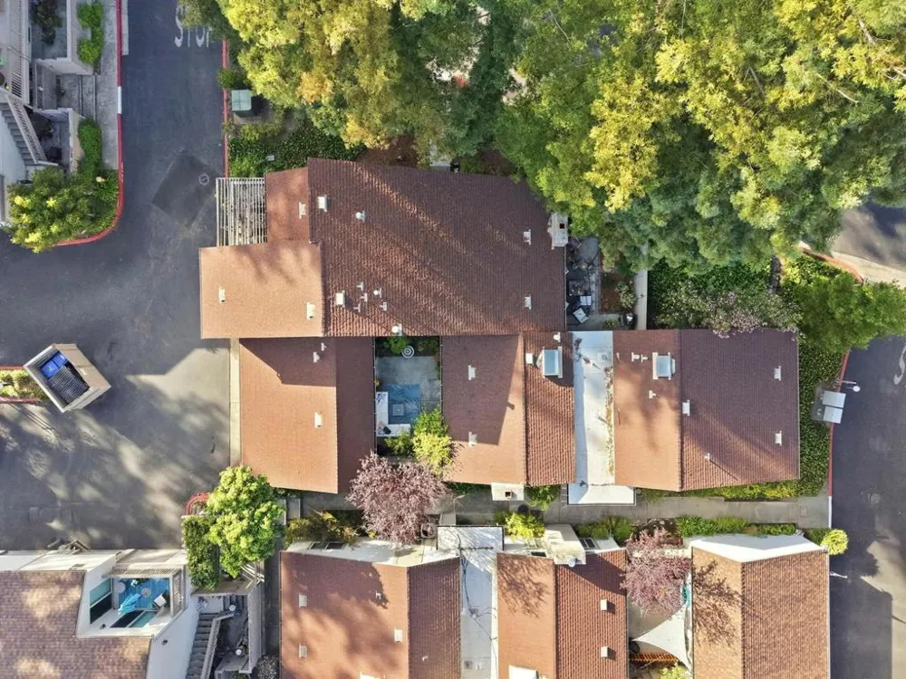 19554 Vineyard Lane Saratoga, CA 95070
