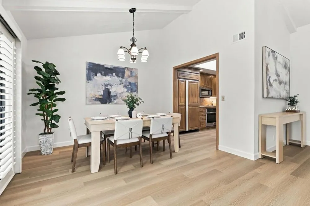 19554 Vineyard Lane Saratoga, CA 95070