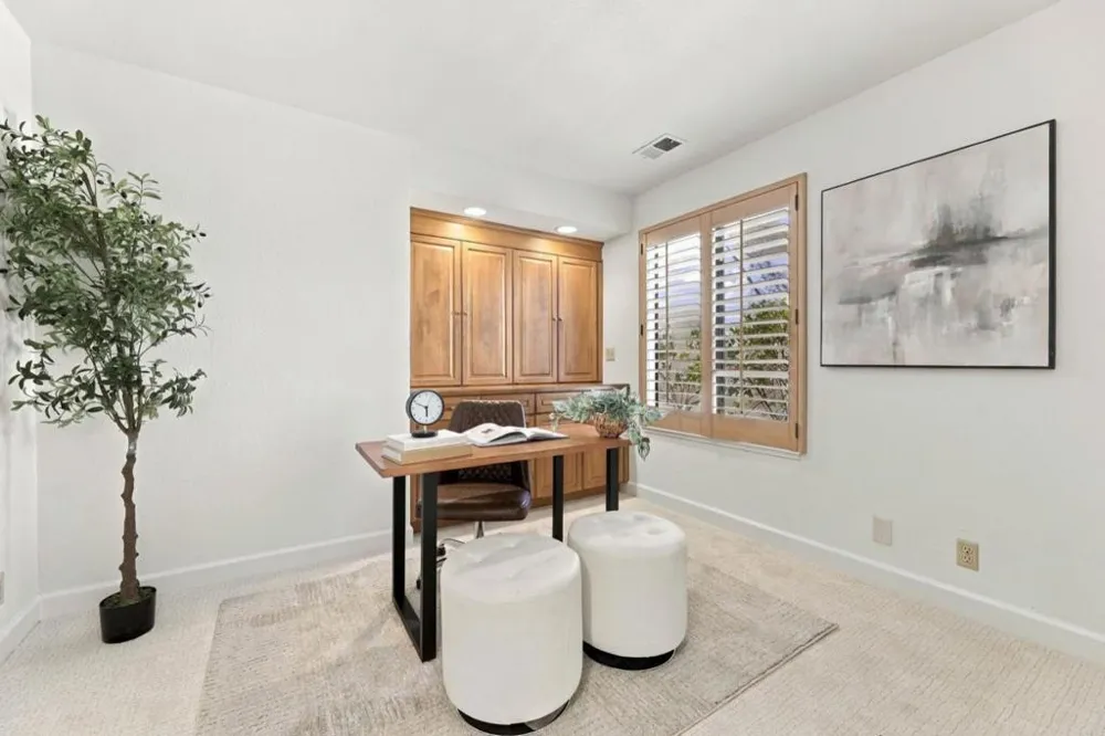 19554 Vineyard Lane Saratoga, CA 95070