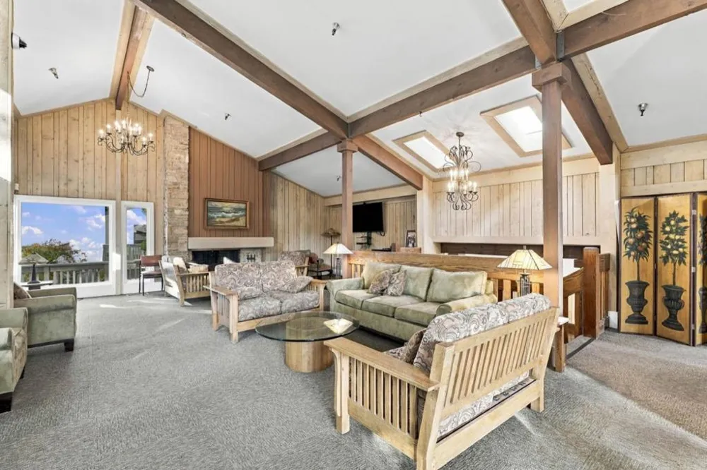 19554 Vineyard Lane Saratoga, CA 95070