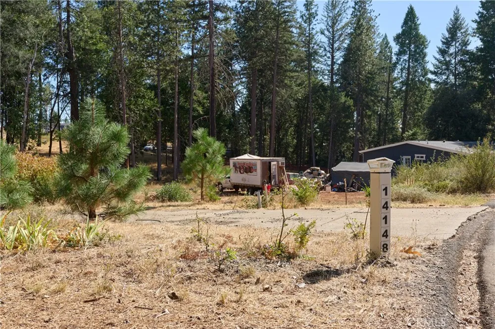 14148 Norwich Magalia, CA 95954
