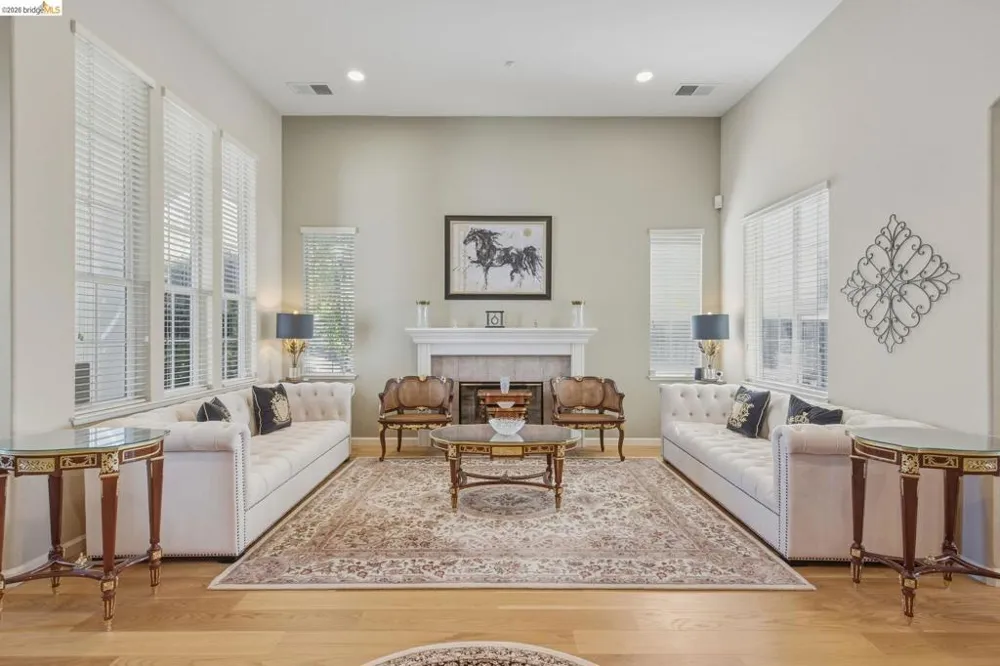 171 E Country Club Dr Brentwood, CA 94513