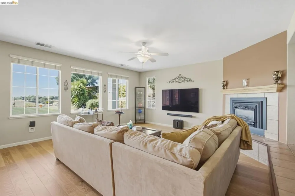 171 E Country Club Dr Brentwood, CA 94513