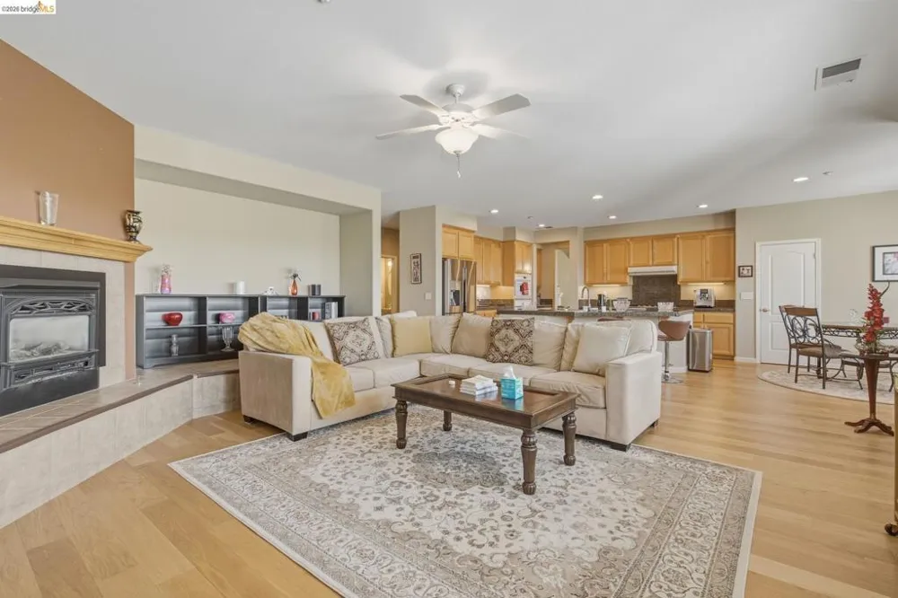 171 E Country Club Dr Brentwood, CA 94513