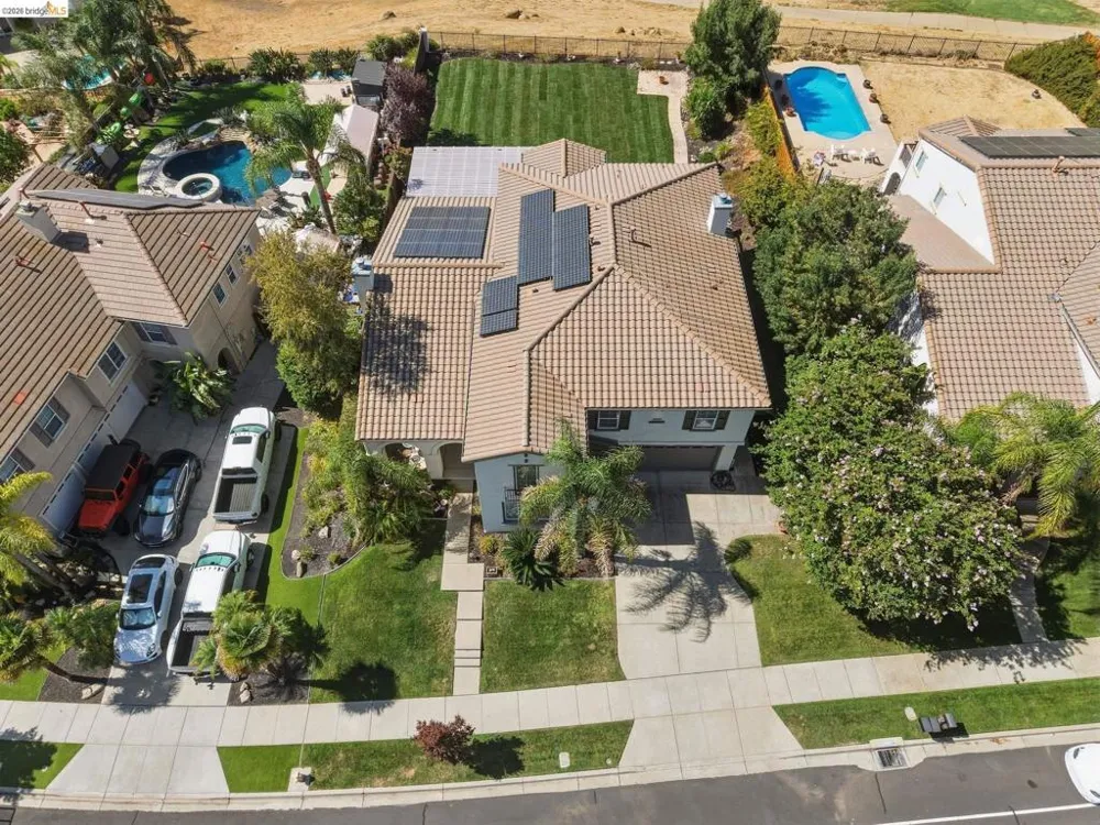 171 E Country Club Dr Brentwood, CA 94513