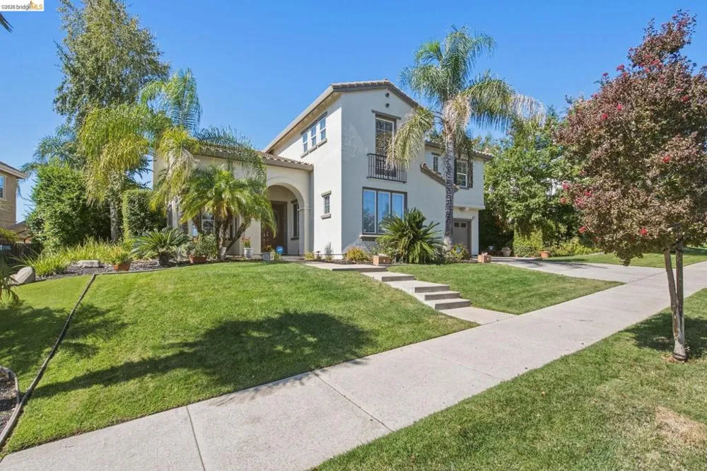171 E Country Club Dr Brentwood, CA 94513