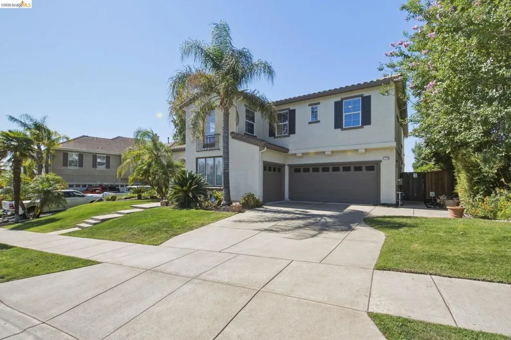 171 E Country Club Dr Brentwood, CA 94513