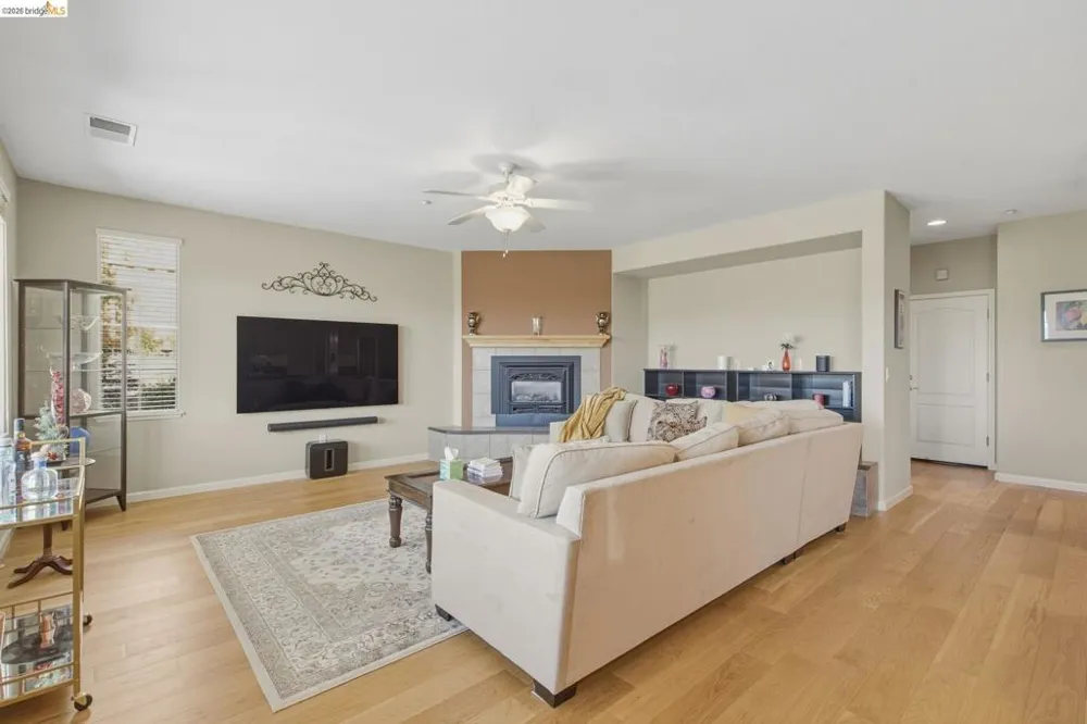 171 E Country Club Dr Brentwood, CA 94513