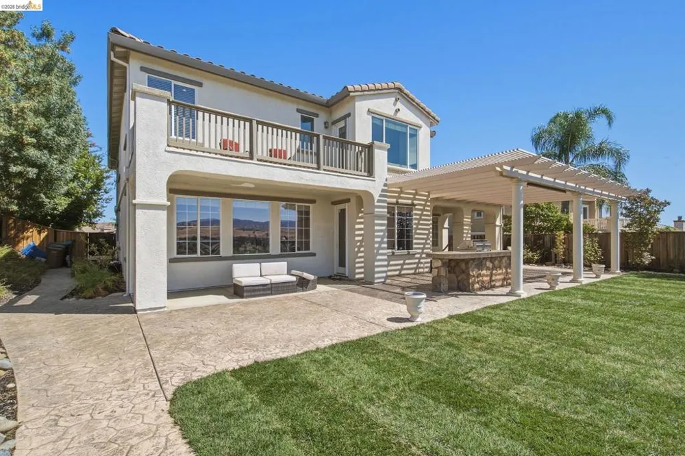 171 E Country Club Dr Brentwood, CA 94513