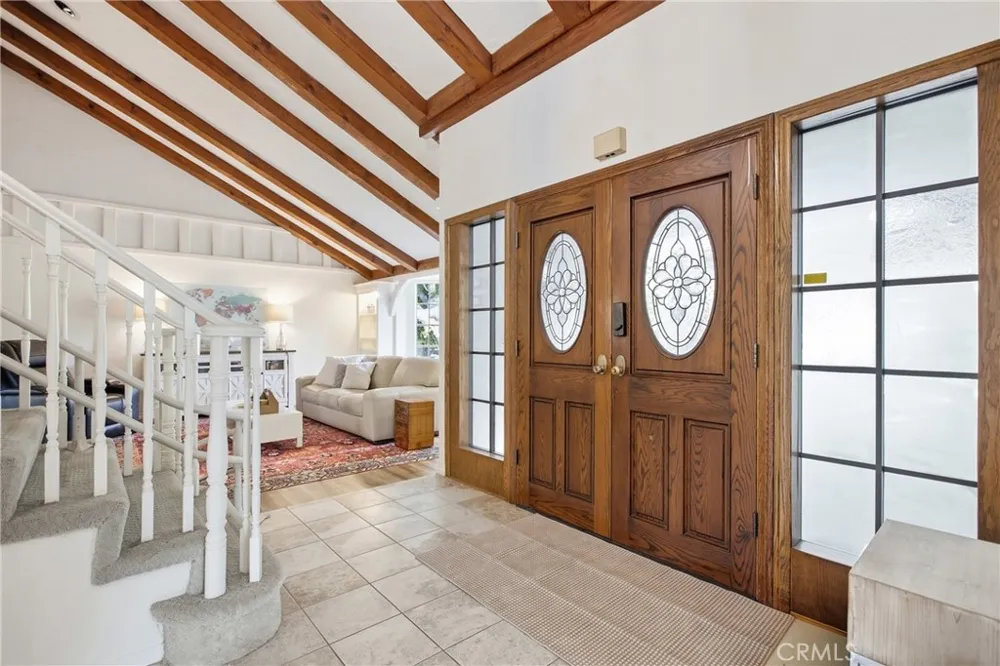 5925 E Settler Court Anaheim, CA 92807