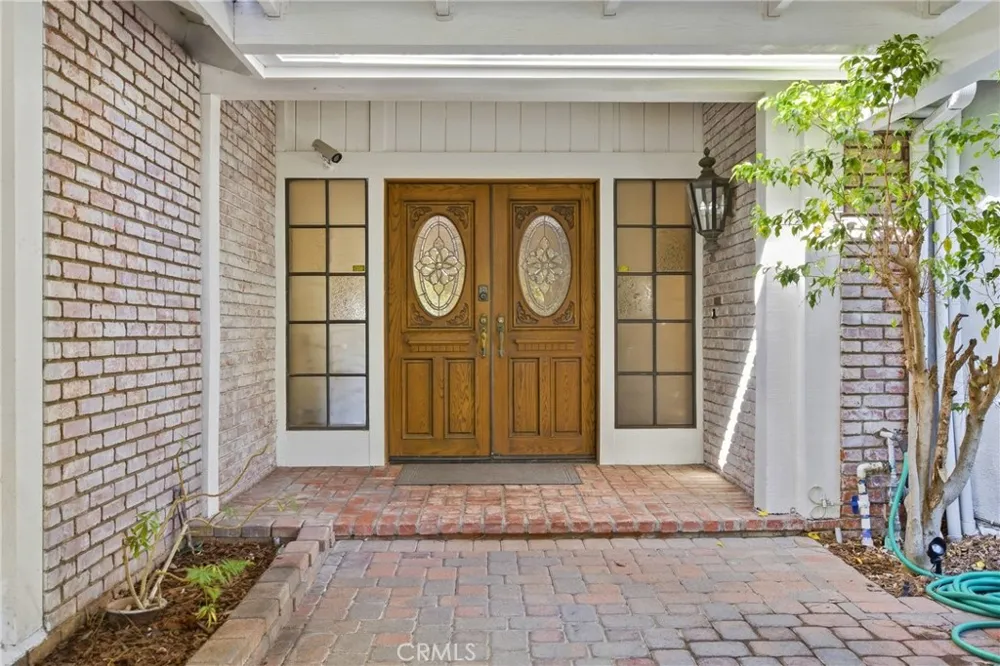 5925 E Settler Court Anaheim, CA 92807