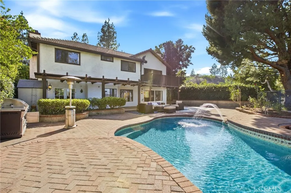 5925 E Settler Court Anaheim, CA 92807