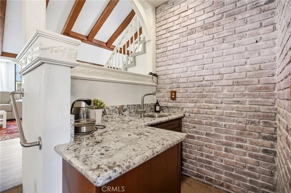 5925 E Settler Court Anaheim, CA 92807